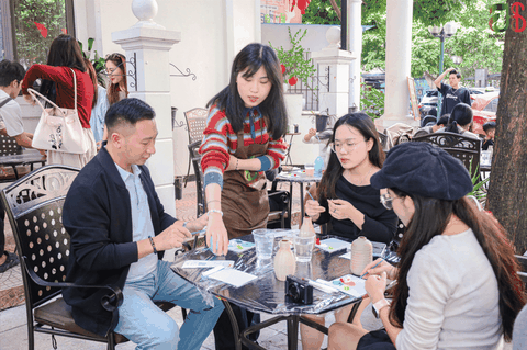 Workshop Vẽ Gốm – Trải Nghiệm Nghệ Thuật Đầy Cảm Xúc Tại Casa Open Space