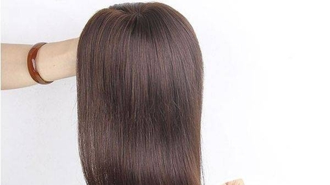 Tìm hiểu cách chăm sóc tóc giả đúng tại nhà