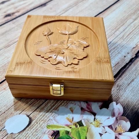 Hộp hoa sen KT15x15