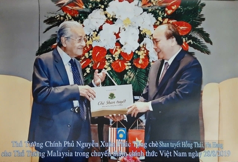 CHÈ SHAN TUYẾT HỒNG THÁI 1 TÔM 1 LÁ ( 300g)
