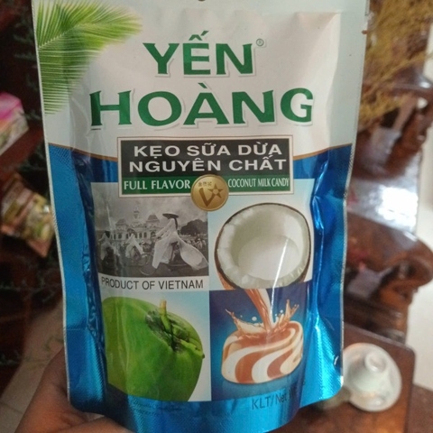 KẸO SỮA DỪA NGUYÊN CHẤT YẾN HOÀNG ( thùng 50 gói x 100g)