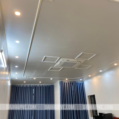 Thi công trần nhựa nano phẳng TN11