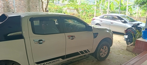 cho thuê xe bán tải Ford Ranger theo ngày tại xã bằng thành.