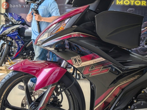 Tiêu đề: Yamaha 135LC Fi SE 2025 xuất hiện tại Việt Nam – Phiên bản đặc biệt Đỏ Titan thu hút sự chú ý