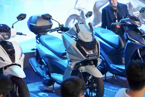 Kymco SkyTown 150 chính thức mở bán tại Việt Nam: Xe ga 150cc trang bị ABS, TCS cùng loạt tiện ích đáng chú ý