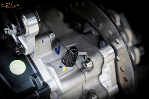 NẮP NHỚT LÁP LAMBRETTA CNC - GH RACING