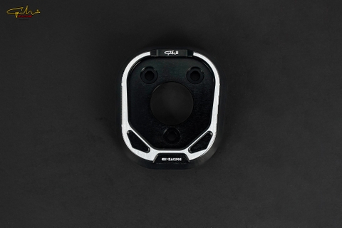 CHỤP ĐUÔI PÔ LAMBRETTA X125/X300 CNC - GH RACING