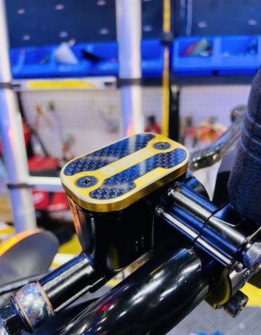 NẮP BÌNH DẦU CNC - YAMAHA