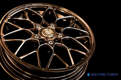 MÂM VESPA - X.I.N - 101 FACTORY