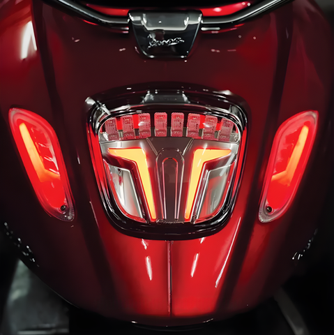 ĐÈN HẬU VESPA SPRINT/PRIMAVERA V5 CLEAR - TUN
