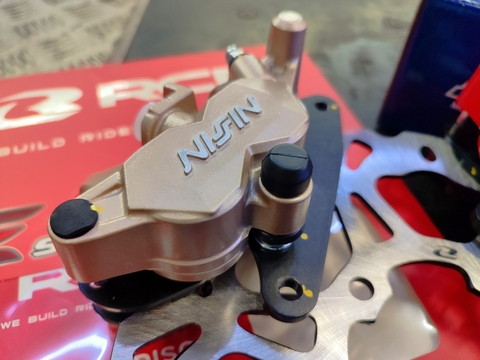 Datbike QUANTUM nâng cấp hệ thống phanh thắng