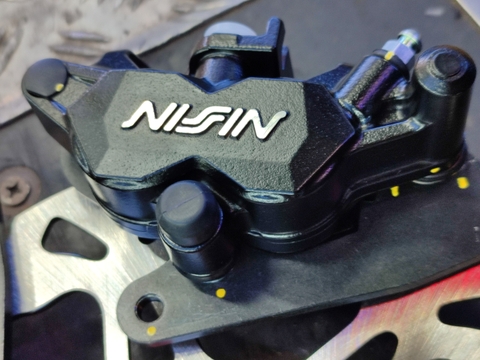 Datbike QUANTUM nâng cấp hệ thống phanh thắng