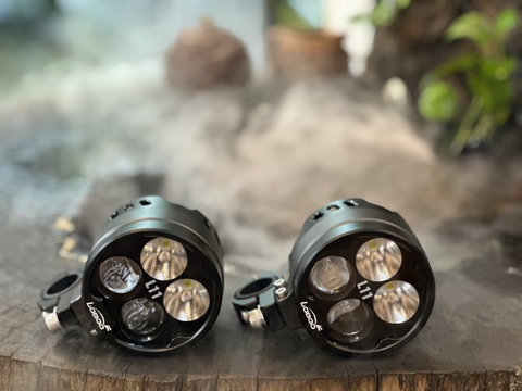 ĐÈN TRỢ SÁNG LOBOO L11 (CẶP)