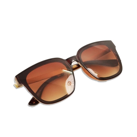 KÍNH MÁT CHỐNG TIA UV KTP4