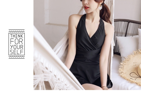 Bộ đồ bơi liền thân che khuyết điểm phong cách Hàn Quốc