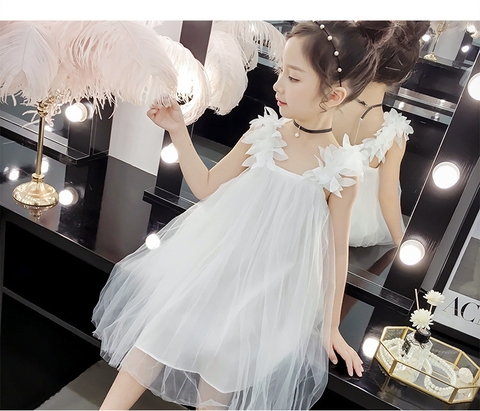 Đầm hai dây phối ren kiểu dáng công chúa ngọt ngào dành cho bé gái