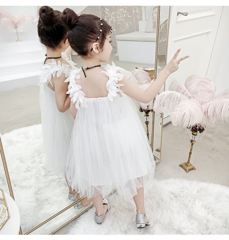 Đầm hai dây phối ren kiểu dáng công chúa ngọt ngào dành cho bé gái