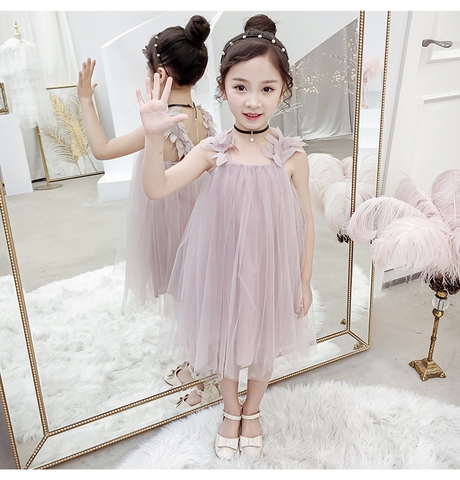 Đầm hai dây phối ren kiểu dáng công chúa ngọt ngào dành cho bé gái