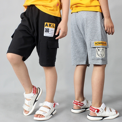 Quần short bé trai cotton thoáng khí phối túi hộp kiểu dáng thể thao