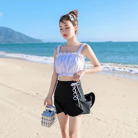 Bộ đồ bơi hai mảnh kiểu váy xẻ hông nhỏ nhắn dễ thương, phong cách Hàn Quốc