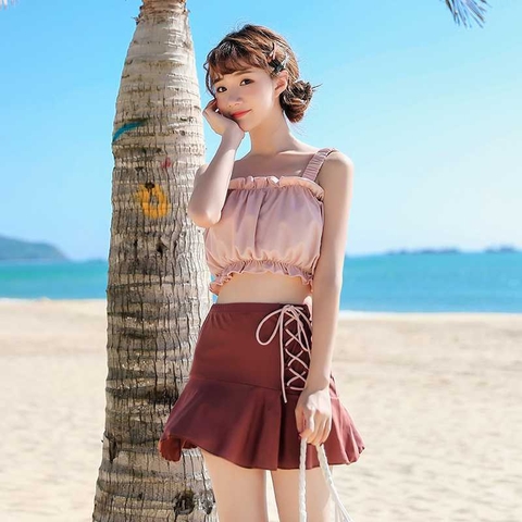 Bộ đồ bơi hai mảnh kiểu váy xẻ hông nhỏ nhắn dễ thương, phong cách Hàn Quốc