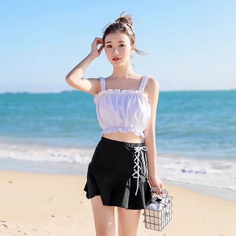 Bộ đồ bơi hai mảnh kiểu váy xẻ hông nhỏ nhắn dễ thương, phong cách Hàn Quốc