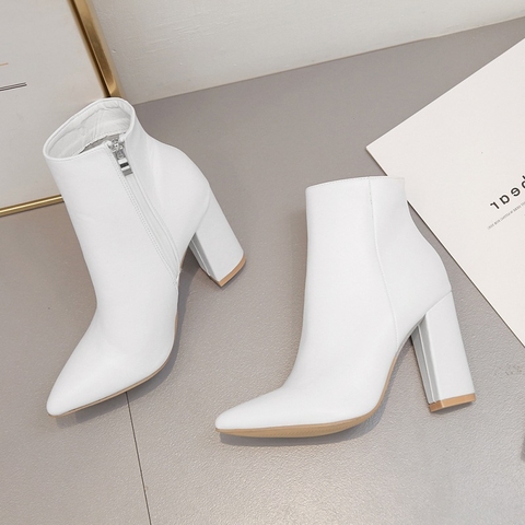 Giày boots Martin cao gót nữ mũi nhọn phù hợp bốn mùa