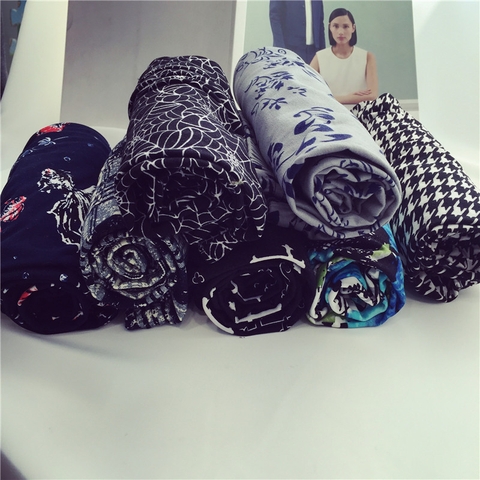 Quần legging vải thun size lớn kẻ sọc cá tính thời trang dành cho nữ