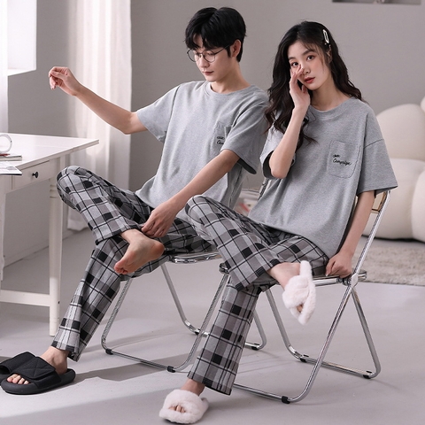 Đồ bộ mặc ở nhà cổ tròn phối họa tiết ngắn tay dành cho nam