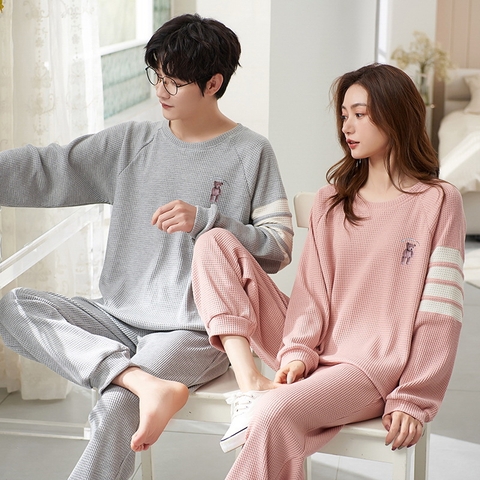 Đồ bộ dài tay cotton mát cổ tròn phối họa tiết dành cho nam
