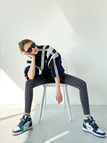 Quần legging dài chín tấc ôm dáng vải in độc đáo, phong cách Hàn Quốc dành cho nữ