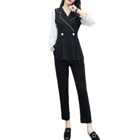 Bộ đồ vest hai mảnh áo và quần ôm dáng thời trang dành cho nữ