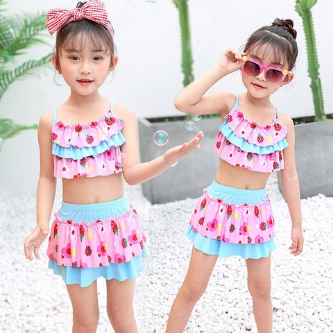 Bộ đồ bơi hai mảnh in hình phối ren dễ thương dành cho bé gái