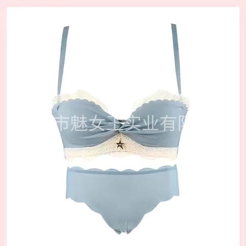 Bộ đồ lót không gọng thép phối ren, thiết kế nâng ngực gợi cảm