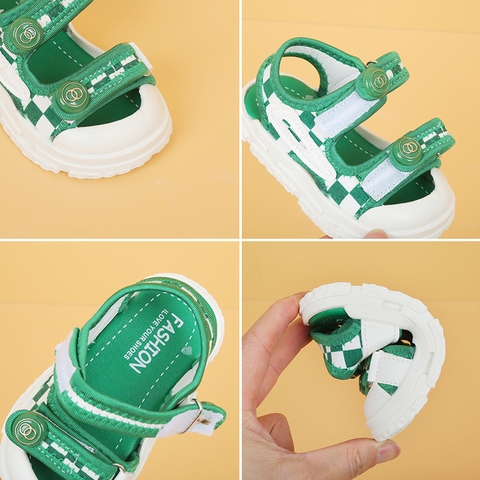 Giày sandal mũi cao chống trơn trượt dành cho bé trai và bé gái