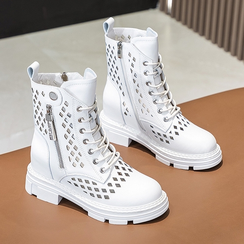 Giày boots da thoáng khí đầy cá tính phù hợp mùa hè