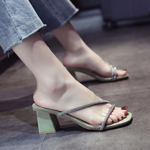 Dép sandal cao đế vuông xỏ ngón phiên bản Hàn Quốc phù hợp mọi lứa tuổi
