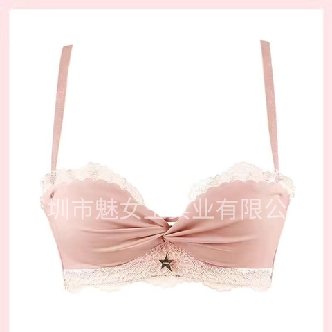 Bộ đồ lót không gọng thép phối ren, thiết kế nâng ngực gợi cảm