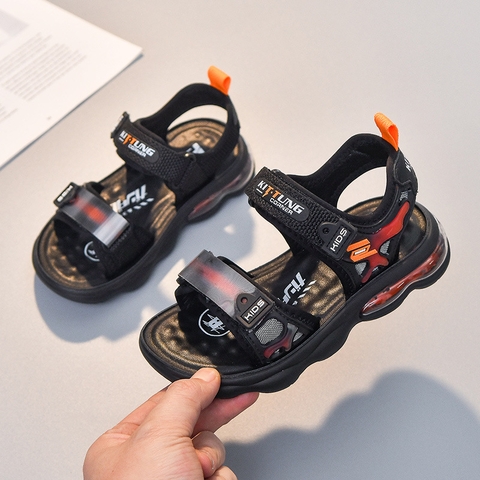 Giày sandal hở mũi chống trơn trượt dành cho bé trai