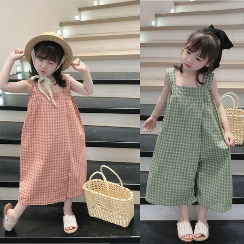 Bộ đồ áo liền quần hai dây kẻ sọc phong cách Hàn Quốc dành cho bé gái