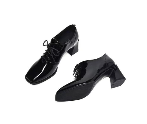 Giày boots cổ ngắn buộc dây miệng sâu mới