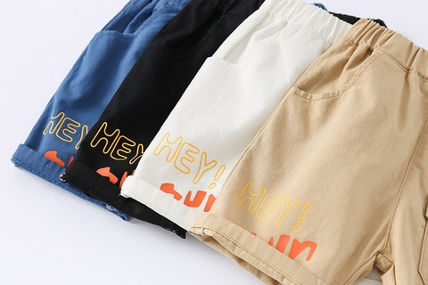 Quần short kaki in chữ phối túi hộp cho bé trai