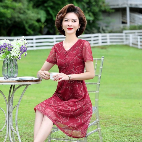 Đầm kiểu dáng phương Tây thiết kế thanh lịch tao nhã phù hợp dự tiệc đi làm
