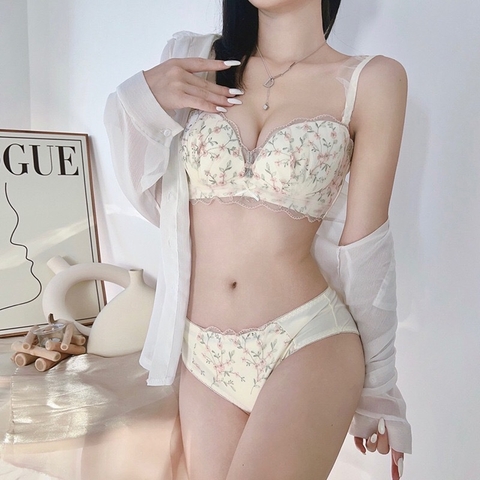 Bộ đồ lót phối ren nâng ngực chống chảy xệ, không gọng thép dành cho nữ