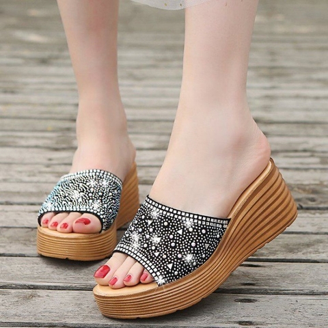 Dép sandal thời trang cao gót đế xuồng xỏ ngón đính hạt kim cương giả mẫu mới