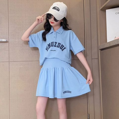 Bộ đồ thể thao hai mảnh áo cổ polo tay ngắn và váy thời trang dáng rộng dành cho bé gái