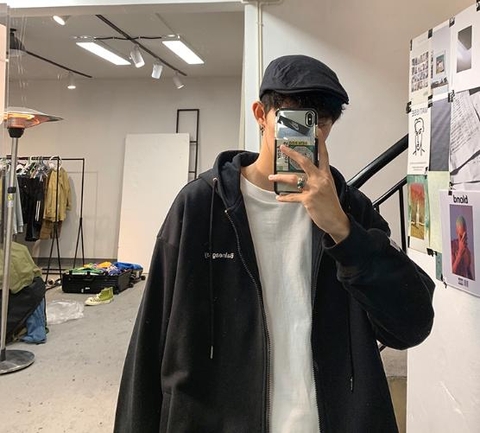 Áo khoác unisex form rộng phong cách thể thao phù hợp mọi lứa tuổi