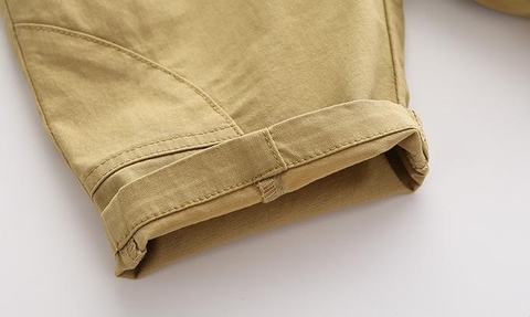 Quần short kaki cotton thoáng khí in hình hươu cao cổ cho bé trai