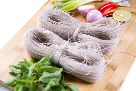 Xem ngay 13 cách nấu miến dong ngon chuẩn vị này để ‘chinh phục’ cả nhà