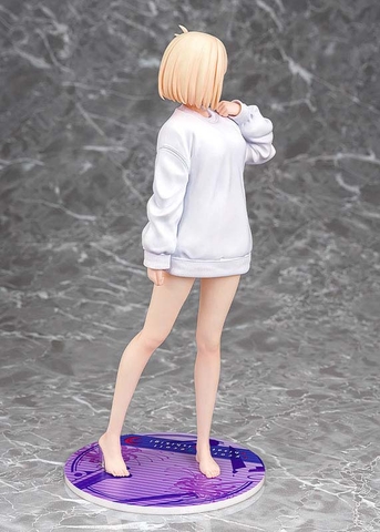 MÔ HÌNH Lycoris Recoil Chisato Nishikigi: Oversized Sweatshirt Ver. 1/7 Complete Figure(Phat Company) FIGURE CHÍNH HÃNG